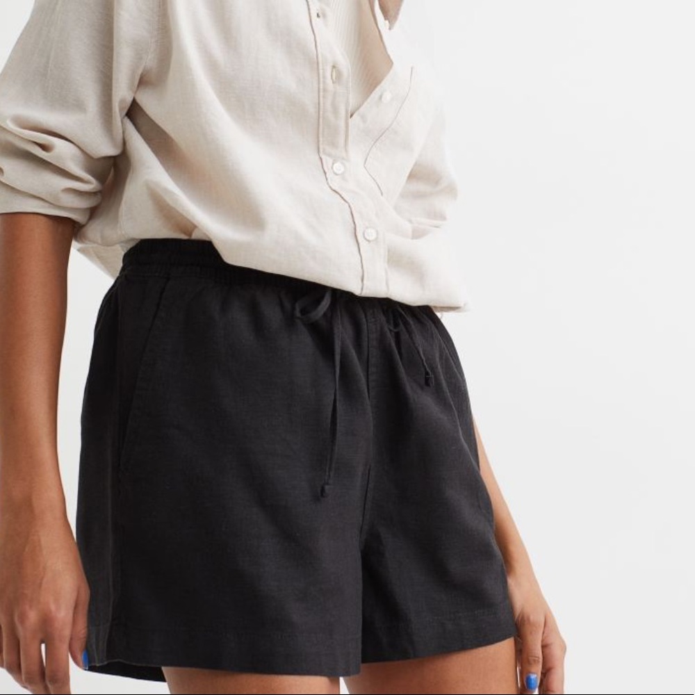 Linen- blend shorts